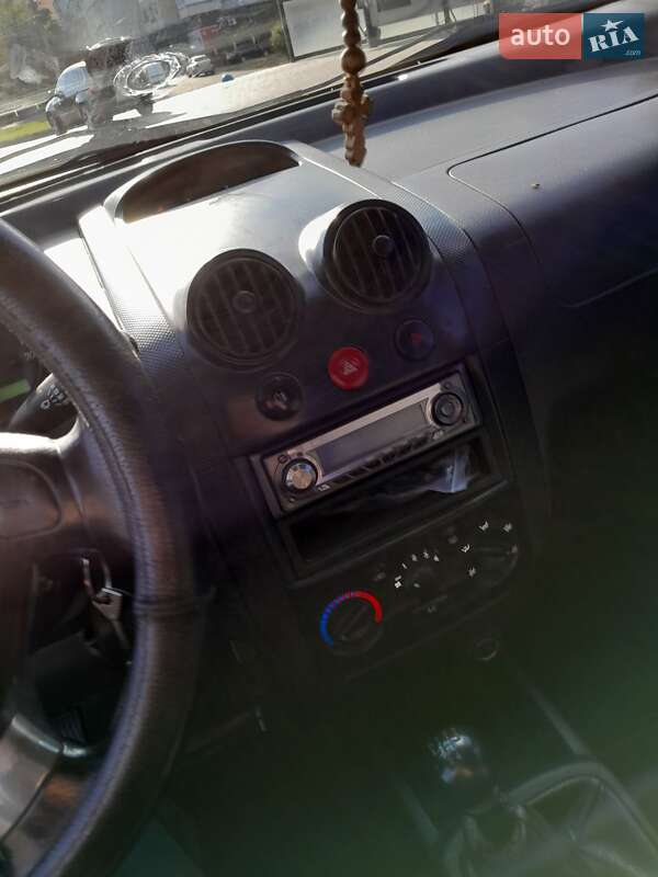 Седан Chevrolet Aveo 2006 в Запоріжжі