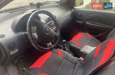 Седан Chevrolet Aveo 2004 в 