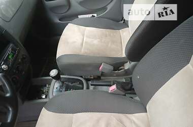 Седан Chevrolet Aveo 2005 в Днепре