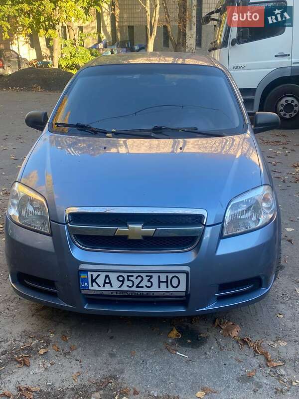 Седан Chevrolet Aveo 2006 в Києві