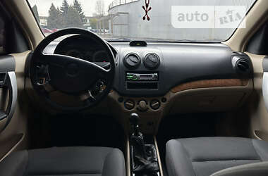 Седан Chevrolet Aveo 2008 в Львове