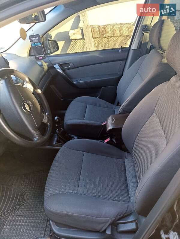 Седан Chevrolet Aveo 2006 в Киеве