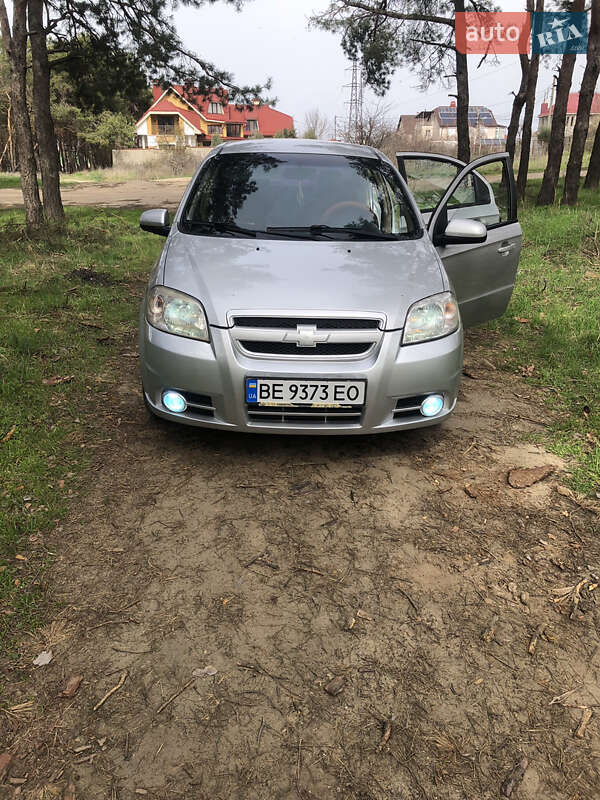Седан Chevrolet Aveo 2008 в Миколаєві