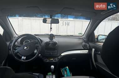 Хэтчбек Chevrolet Aveo 2008 в 
