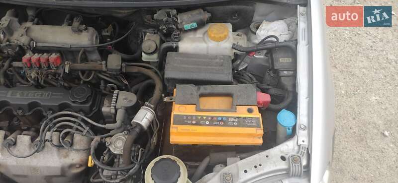 Седан Chevrolet Aveo 2005 в Запоріжжі