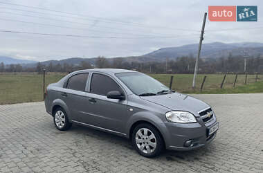 Седан Chevrolet Aveo 2008 в Сваляве