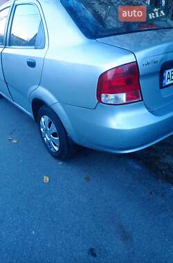 Седан Chevrolet Aveo 2006 в Виннице