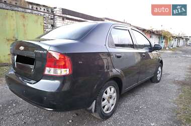 Седан Chevrolet Aveo 2005 в Днепре