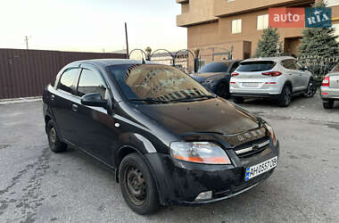 Седан Chevrolet Aveo 2006 в Днепре