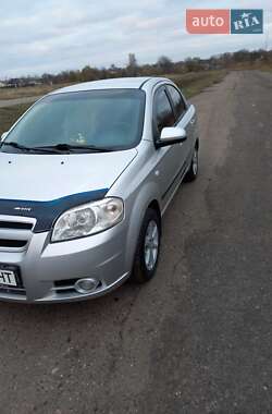 Седан Chevrolet Aveo 2007 в Карловке