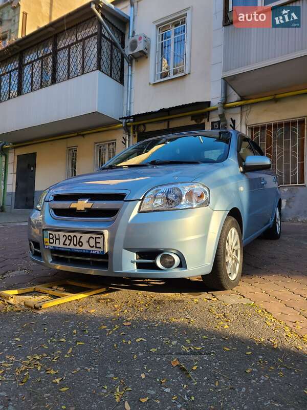 Седан Chevrolet Aveo 2008 в Одессе