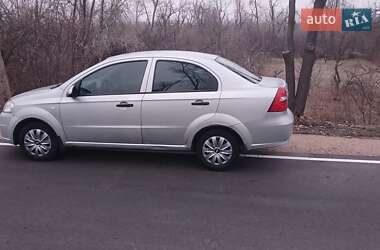 Седан Chevrolet Aveo 2006 в Кривом Роге