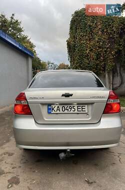 Седан Chevrolet Aveo 2006 в Киеве