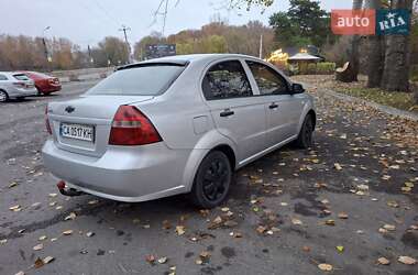 Седан Chevrolet Aveo 2006 в Умани