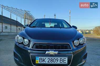 Седан Chevrolet Aveo 2012 в Луцьку