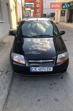 Седан Chevrolet Aveo 2006 в Чернівцях