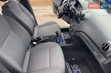 Хетчбек Chevrolet Aveo 2009 в 