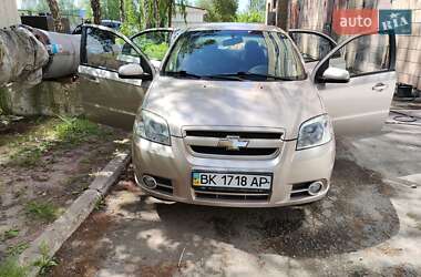 Седан Chevrolet Aveo 2008 в Рівному