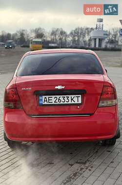 Седан Chevrolet Aveo 2006 в Чернівцях