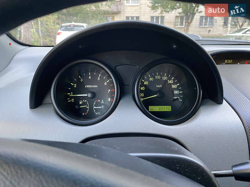 Седан Chevrolet Aveo 2005 в Киеве