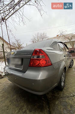 Седан Chevrolet Aveo 2010 в Стрию