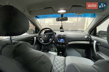 Седан Chevrolet Aveo 2010 в Стрию