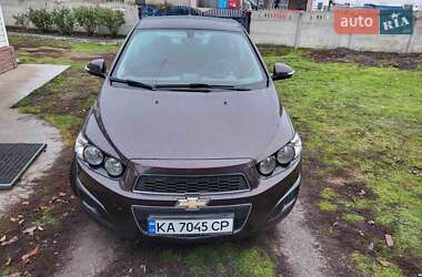 Седан Chevrolet Aveo 2014 в Глобиному