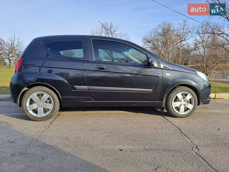 Хетчбек Chevrolet Aveo 2008 в Дніпрі фото Хетчбек Chevrolet Aveo 2008 в Дніпрі