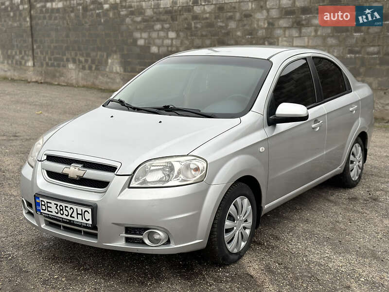 Седан Chevrolet Aveo 2008 в Новому Бузі