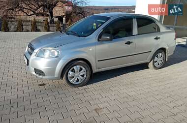 Седан Chevrolet Aveo 2006 в Чернівцях