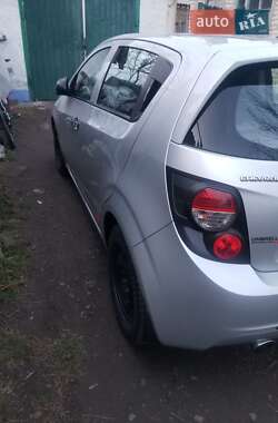 Хетчбек Chevrolet Aveo 2011 в Краматорську