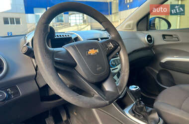 Седан Chevrolet Aveo 2012 в Одесі