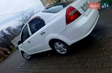 Седан Chevrolet Aveo 2007 в Чернівцях