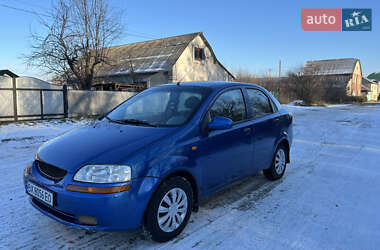 Седан Chevrolet Aveo 2005 в Хотині