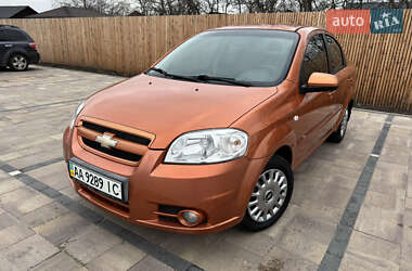 Седан Chevrolet Aveo 2008 в Києві