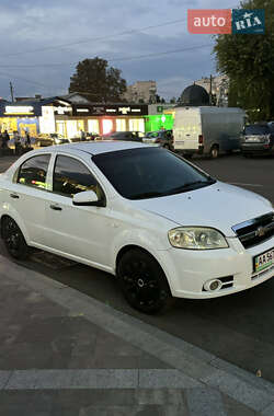 Седан Chevrolet Aveo 2010 в 