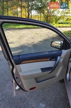 Седан Chevrolet Aveo 2008 в 