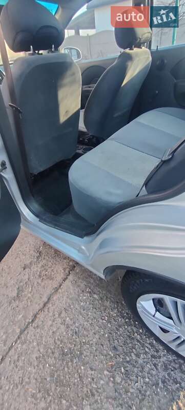 Седан Chevrolet Aveo 2006 в Запоріжжі