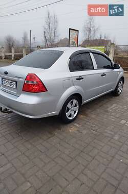 Седан Chevrolet Aveo 2008 в Черновцах