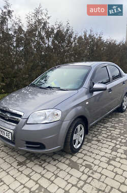 Седан Chevrolet Aveo 2006 в Борщеві