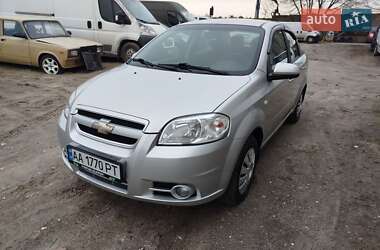 Седан Chevrolet Aveo 2008 в Києві