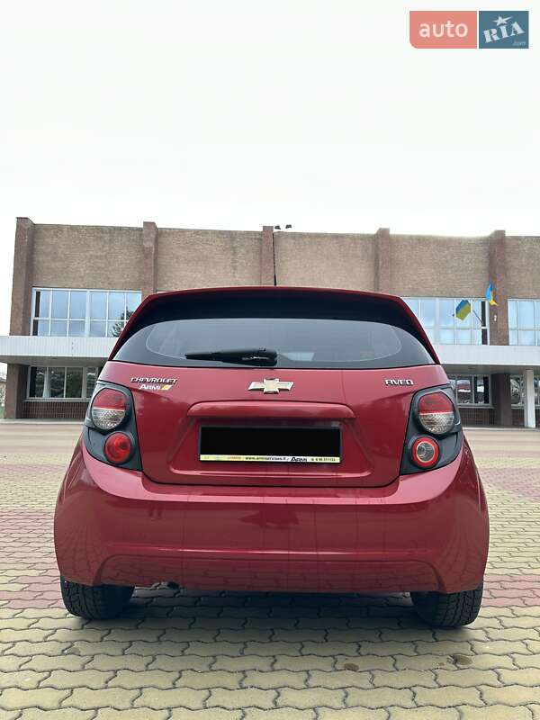 Хэтчбек Chevrolet Aveo 2011 в Корсуне-Шевченковском