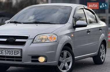 Седан Chevrolet Aveo 2008 в Черновцах