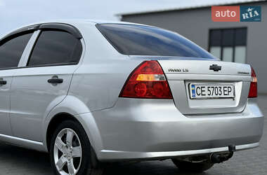 Седан Chevrolet Aveo 2008 в Черновцах