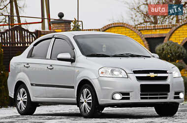 Седан Chevrolet Aveo 2011 в Дніпрі