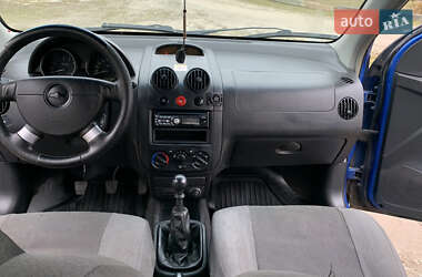 Седан Chevrolet Aveo 2006 в Виннице