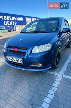 Седан Chevrolet Aveo 2008 в Хусті