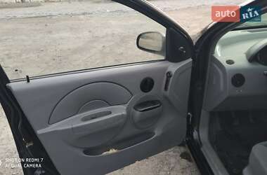 Седан Chevrolet Aveo 2005 в 