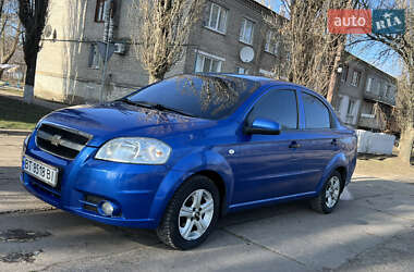 Седан Chevrolet Aveo 2006 в Новом Буге