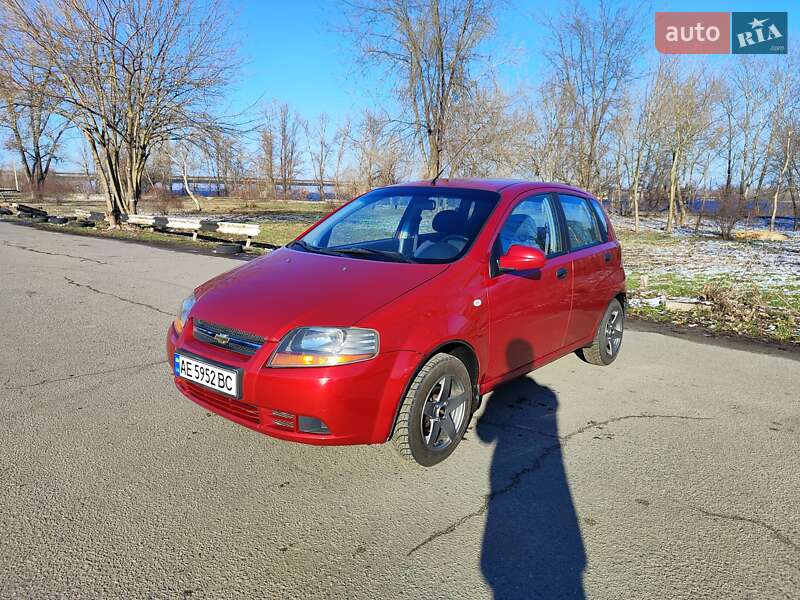 Хетчбек Chevrolet Aveo 2006 в Дніпрі